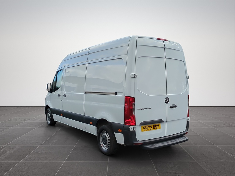 Mercedes-Benz 2.0 315 CDI Premium Panel Van 5dr Diesel Manual FWD L2 H2 Euro 6 (s/s) (150 ps)