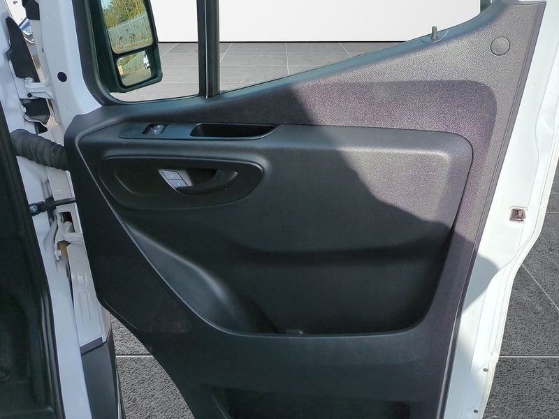 Mercedes-Benz 2.0 315 CDI Premium Panel Van 5dr Diesel Manual RWD L3 H2 Euro 6 (s/s) (150 ps)