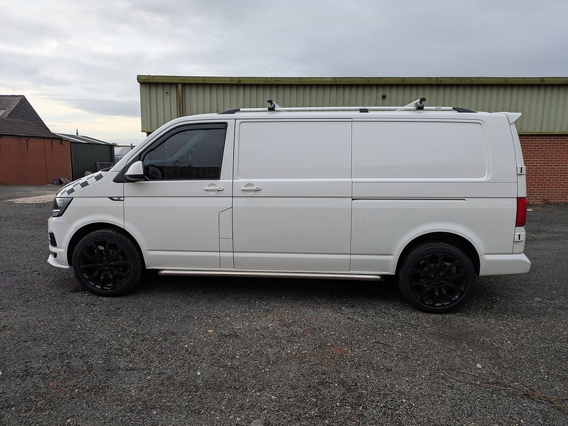 Volkswagen 2.0 TDI T30 BlueMotion Tech Highline Panel Van 5dr Diesel Manual FWD LWB Euro 5 (s/s) (140 ps)