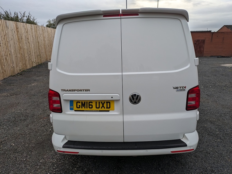 Volkswagen 2.0 TDI T30 BlueMotion Tech Highline Panel Van 5dr Diesel Manual FWD LWB Euro 5 (s/s) (140 ps)