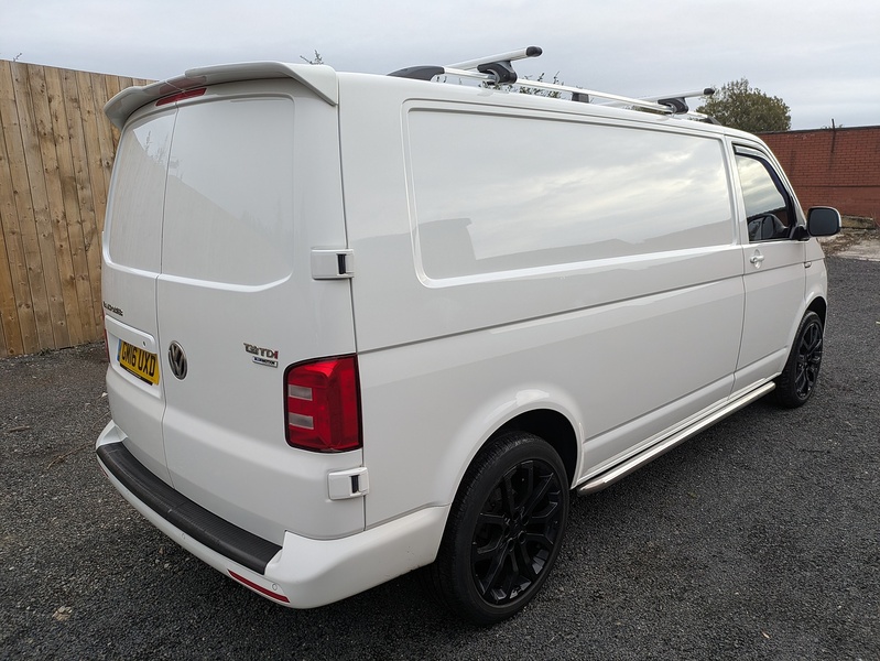 Volkswagen 2.0 TDI T30 BlueMotion Tech Highline Panel Van 5dr Diesel Manual FWD LWB Euro 5 (s/s) (140 ps)