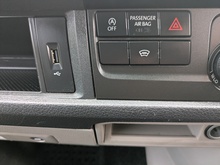 2.0 TDI T30 BlueMotion Tech Highline Panel Van 5dr Diesel Manual FWD LWB Euro 5 (s/s) (140 ps)