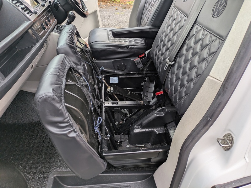 Volkswagen 2.0 TDI T30 BlueMotion Tech Highline Panel Van 5dr Diesel Manual FWD LWB Euro 5 (s/s) (140 ps)