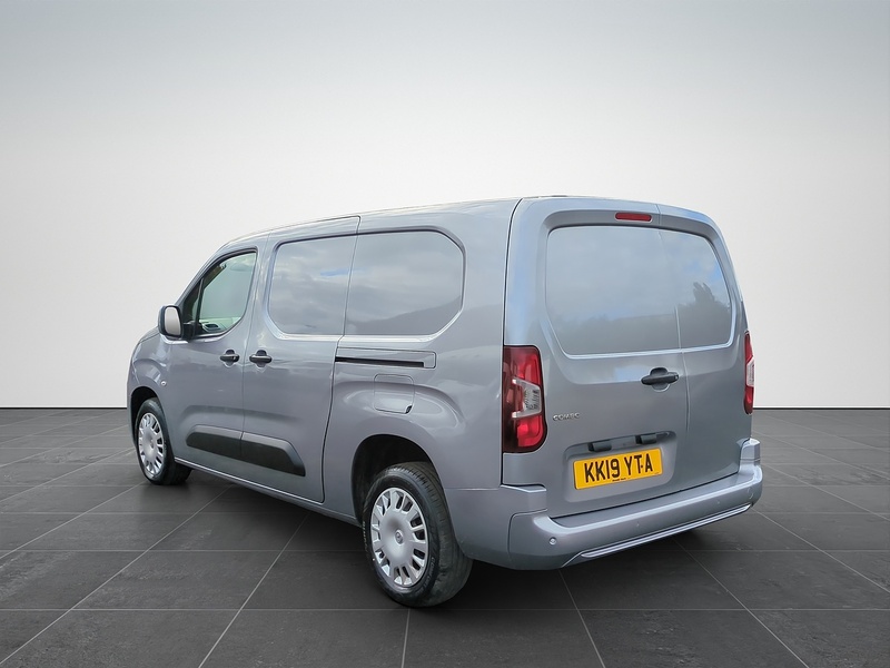 Vauxhall 1.5 Turbo D 2300 Sportive Panel Van 4dr Diesel Manual L2 H1 Euro 6 (s/s) (100 ps)