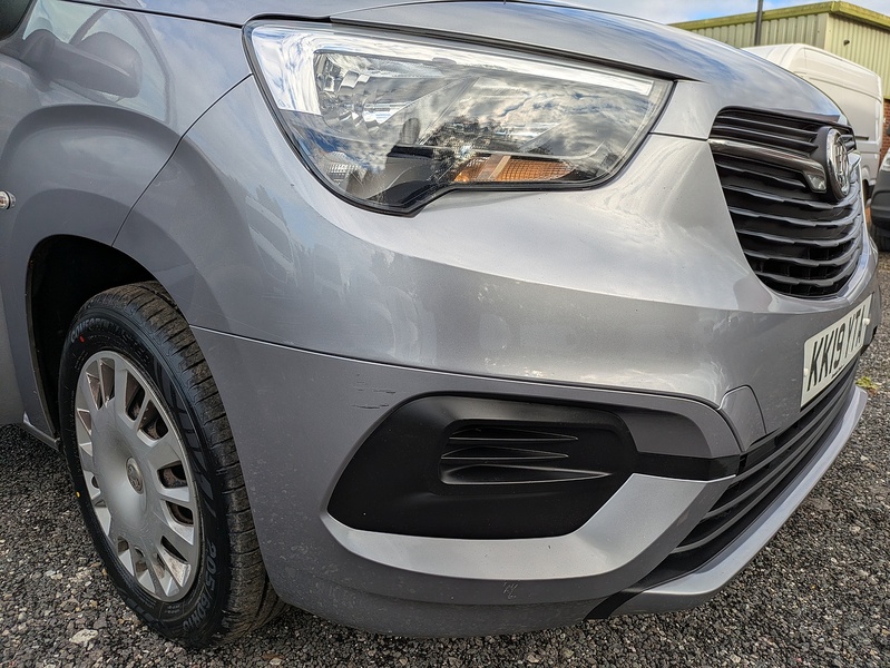 Vauxhall 1.5 Turbo D 2300 Sportive Panel Van 4dr Diesel Manual L2 H1 Euro 6 (s/s) (100 ps)