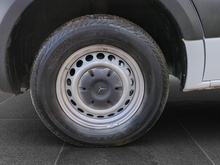 2.0 315 CDI Progressive Chassis Cab 2dr Diesel Manual RWD L3 Euro 6 (s/s) (150 ps)