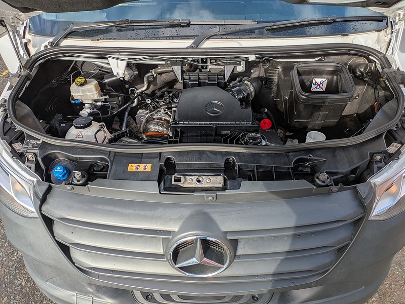 Mercedes-Benz 2.0 315 CDI Progressive Chassis Cab 2dr Diesel Manual RWD L3 Euro 6 (s/s) (150 ps)