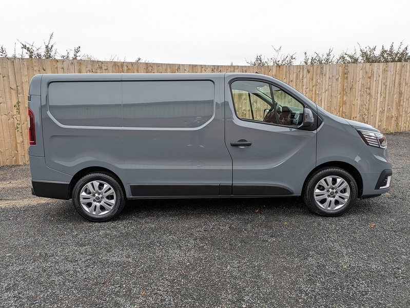 Renault 2.0 dCi Blue SL30 Extra Panel Van 5dr Diesel Manual L1 H1 Euro 6 (s/s) (150 ps)