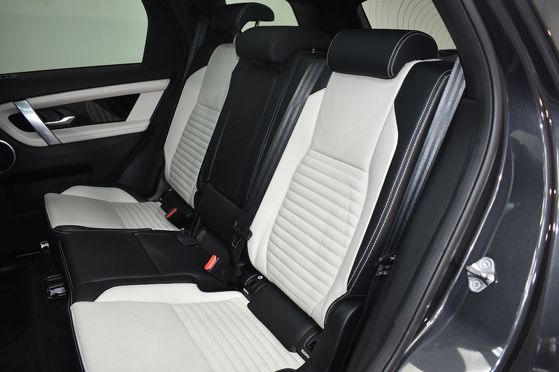 Land Rover Discovery Sport D165 MHEV R-Dynamic S Plus - U5565