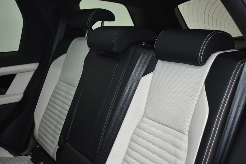 Land Rover Discovery Sport D165 MHEV R-Dynamic S Plus - U5565