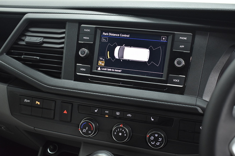 Volkswagen Transporter TDI T28 Highline - U5624