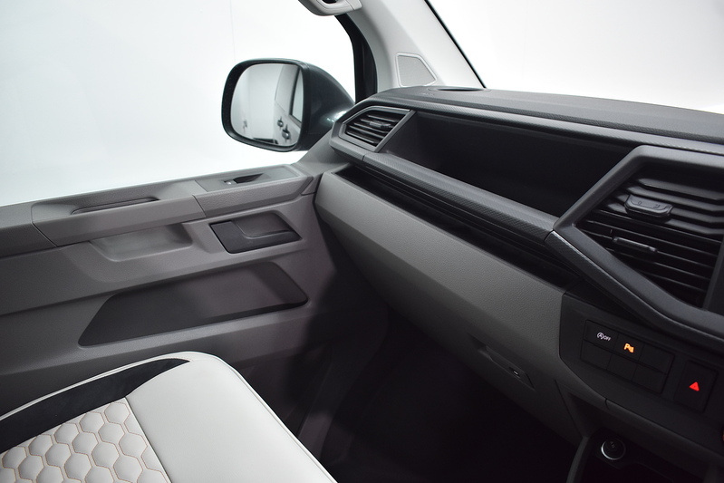 Volkswagen Transporter TDI T28 Highline - U5624