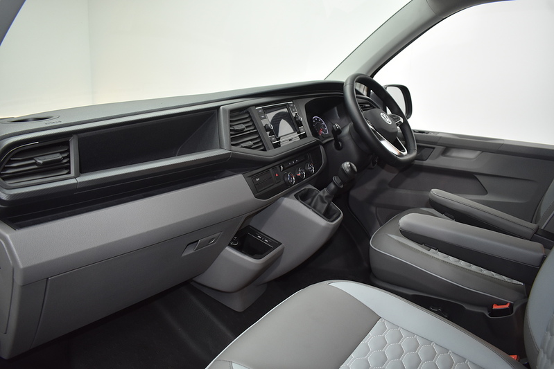 Volkswagen Transporter TDI T28 Startline - U5626