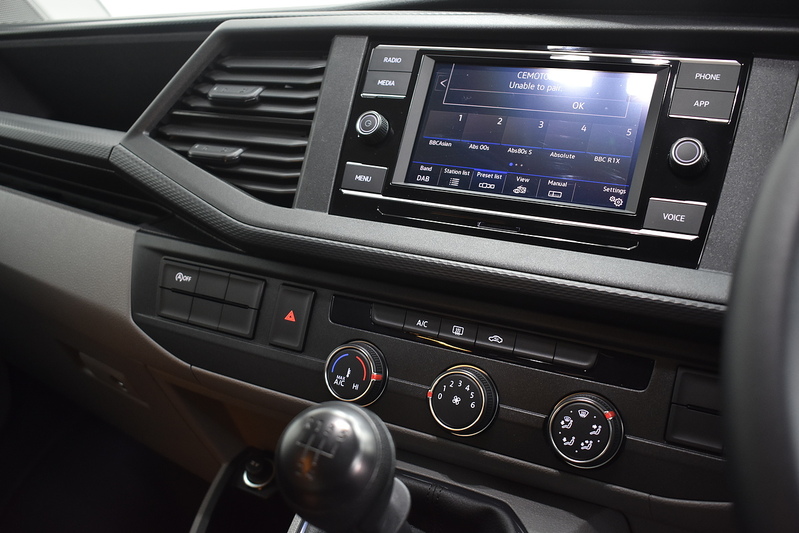 Volkswagen Transporter TDI T28 Startline - U5626