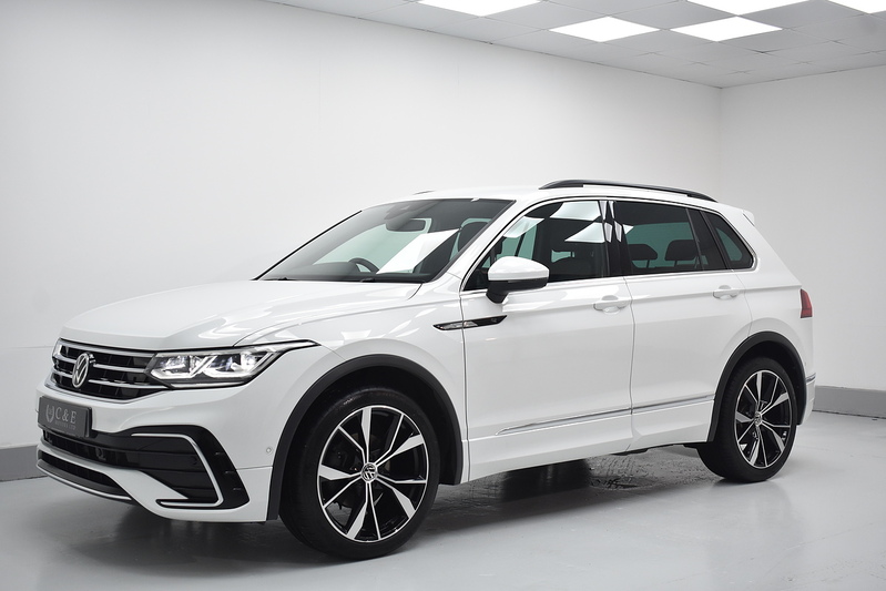 Volkswagen Tiguan TSI R-Line - U5708