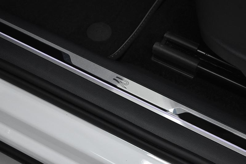 Volkswagen Tiguan TSI R-Line - U5708