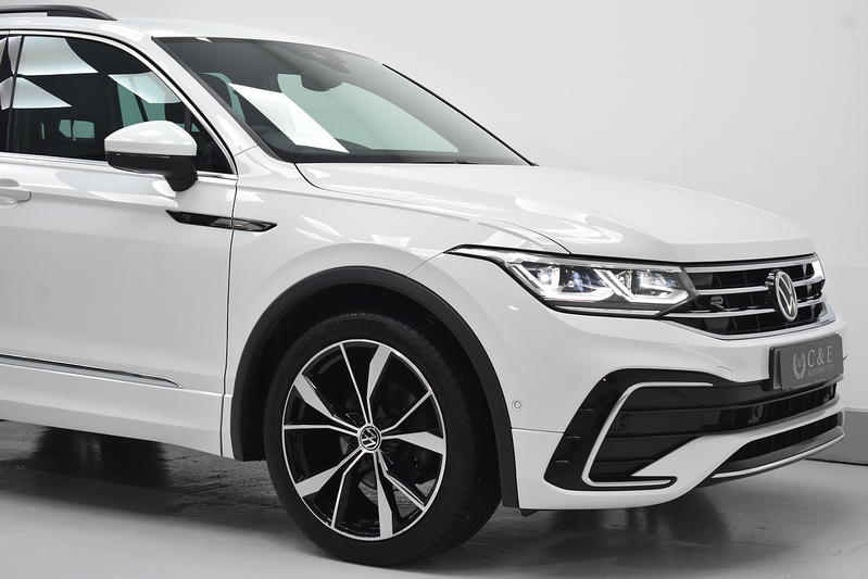 Volkswagen Tiguan TSI R-Line - U5708