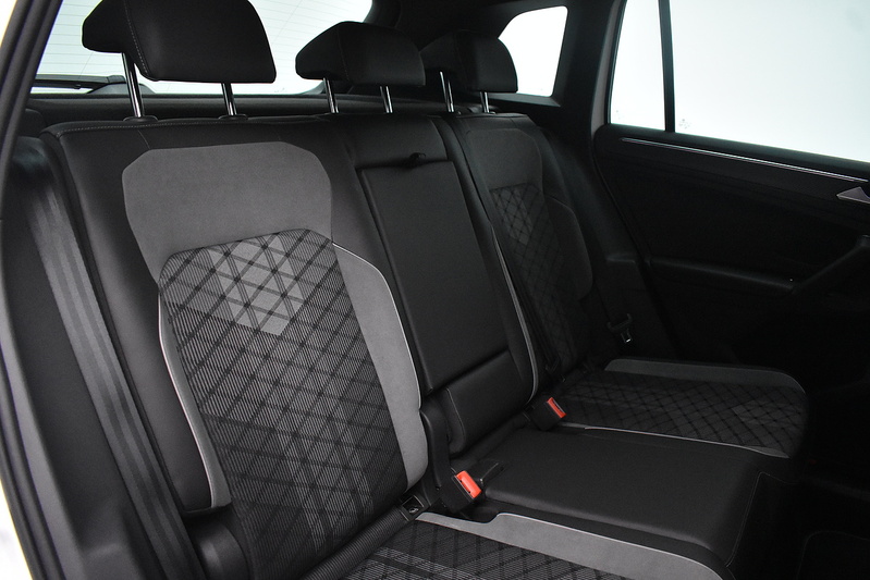 Volkswagen Tiguan TSI R-Line - U5708
