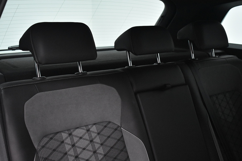 Volkswagen Tiguan TSI R-Line - U5708