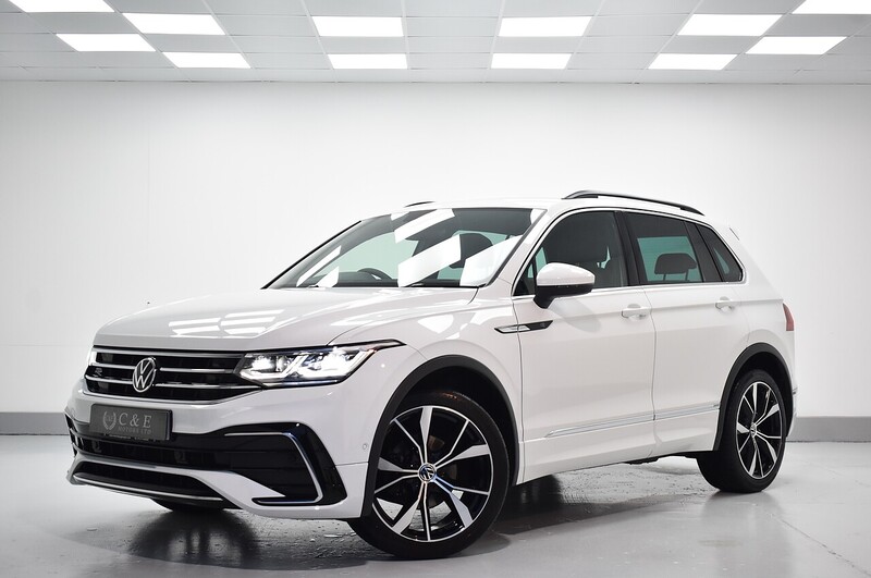 Volkswagen Tiguan TSI R-Line - U5708