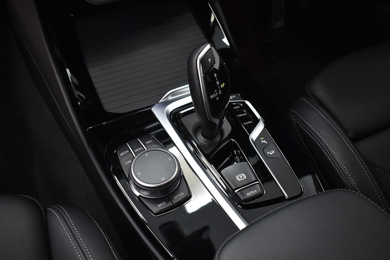 BMW X3 20d MHT M Sport - U5850