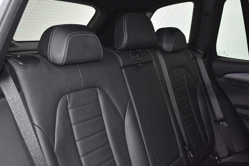 BMW X3 20d MHT M Sport - U5850