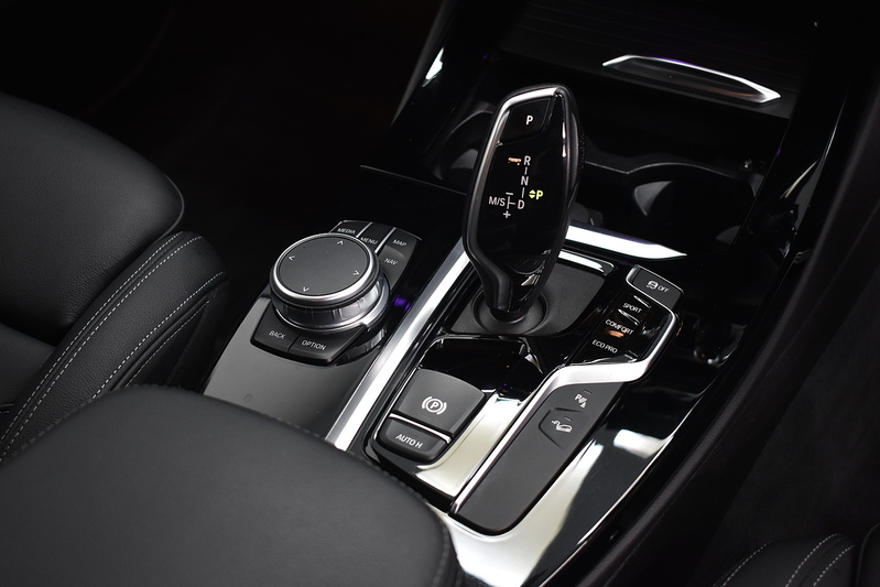 BMW X3 20d MHT M Sport - U5850