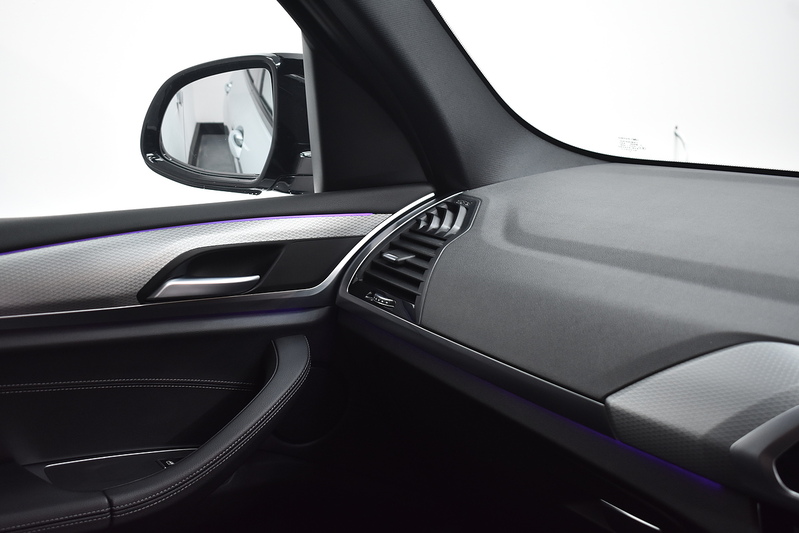 BMW X3 20d MHT M Sport - U5850