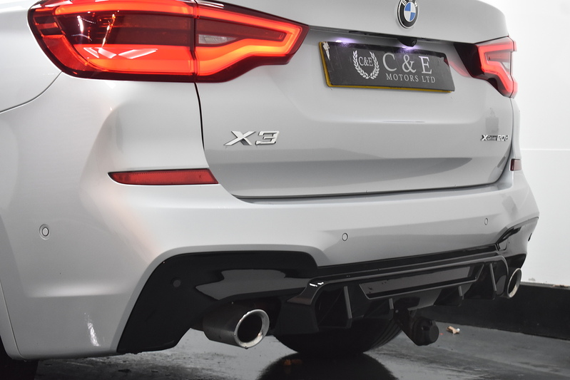 BMW X3 20d MHT M Sport - U5850