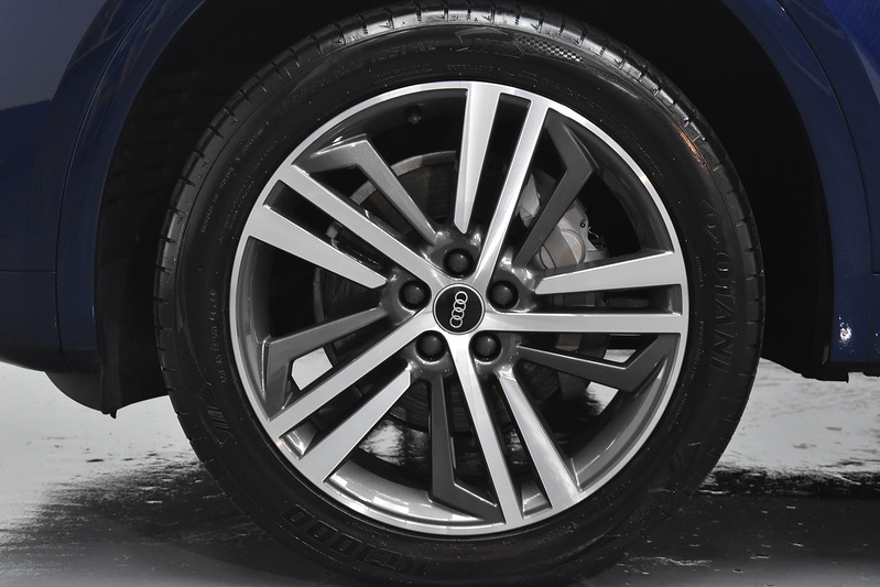 Audi Q5 TDI S line - U5870