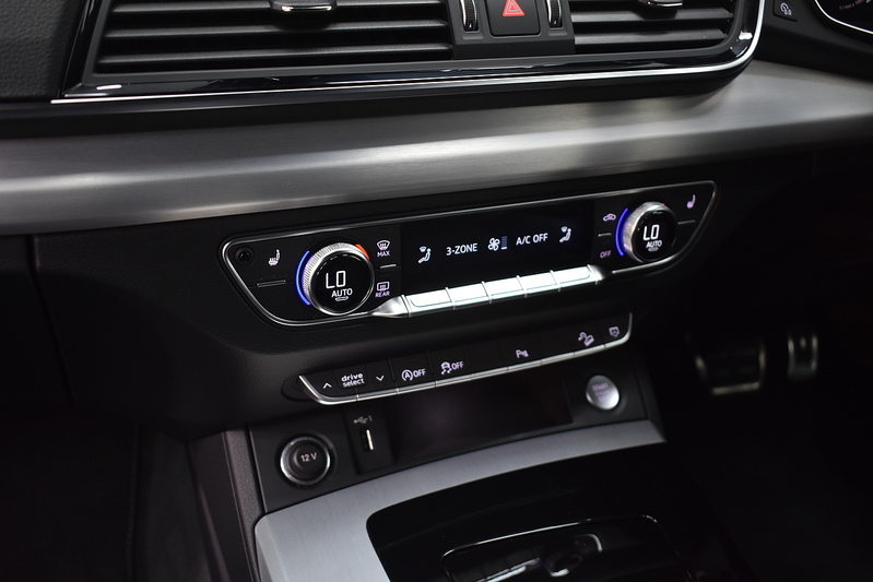 Audi Q5 TDI S line - U5870