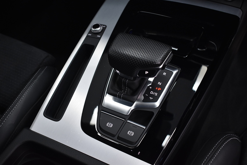 Audi Q5 TDI S line - U5870