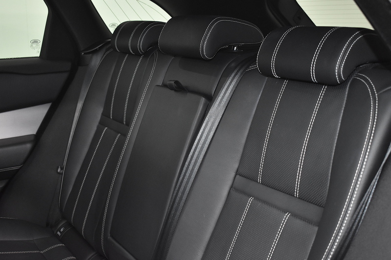 Land Rover Range Rover Velar D200 MHEV R-Dynamic SE - U5875