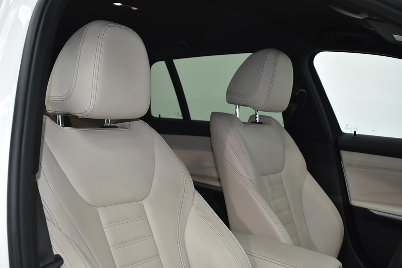 BMW 3 Series 330e M Sport - U5886