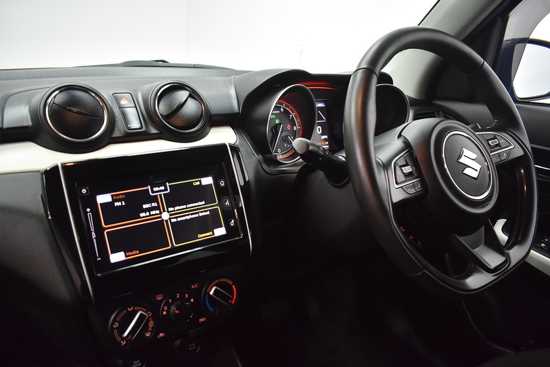 Suzuki Swift Dualjet MHEV SZ-T - U5896