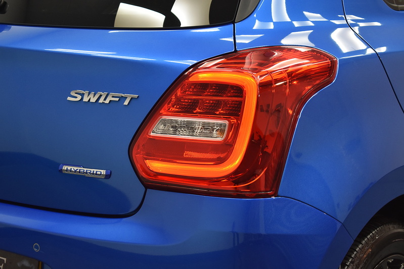 Suzuki Swift Dualjet MHEV SZ-T - U5896