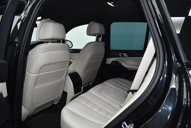 BMW X5 40d MHT M Sport - U5899