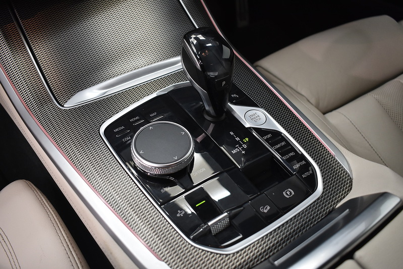 BMW X5 40d MHT M Sport - U5899