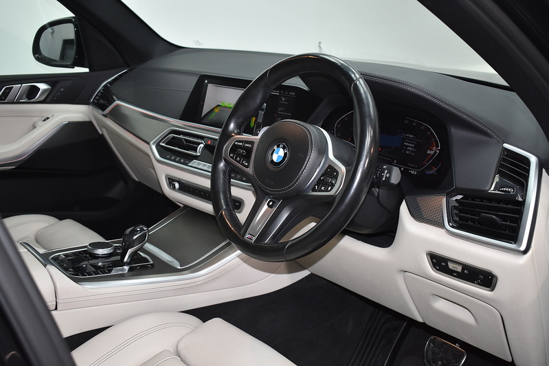 BMW X5 40d MHT M Sport - U5899