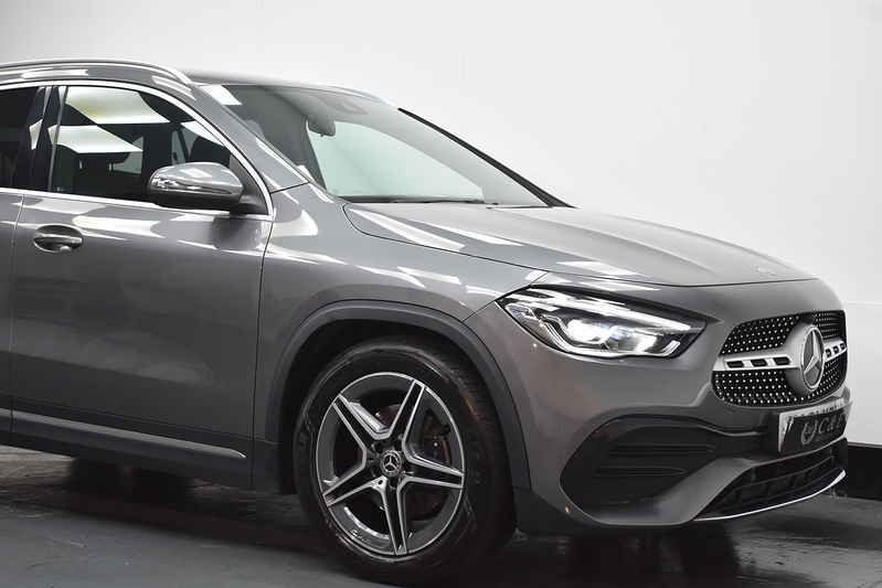 Mercedes-Benz GLA GLA200d AMG Line - U5911