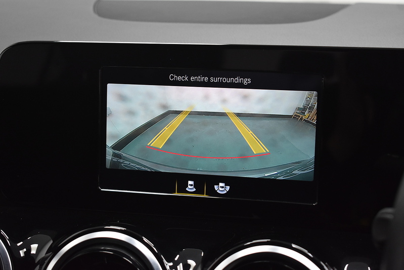 Mercedes-Benz GLA GLA200d AMG Line - U5911