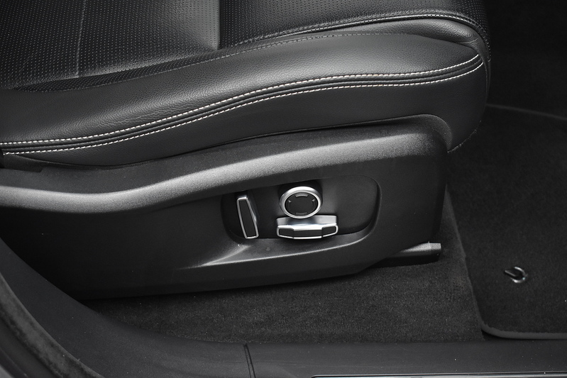 Jaguar F-PACE D200 MHEV R-Dynamic S - U5919