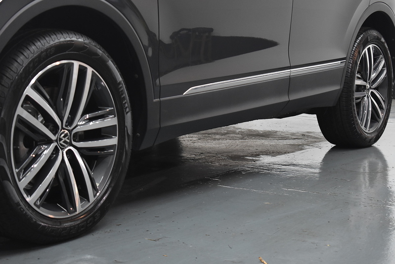 Volkswagen Tiguan TSI Elegance - U5924