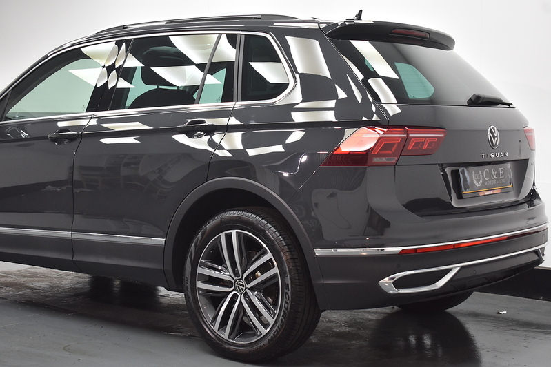 Volkswagen Tiguan TSI Elegance - U5924