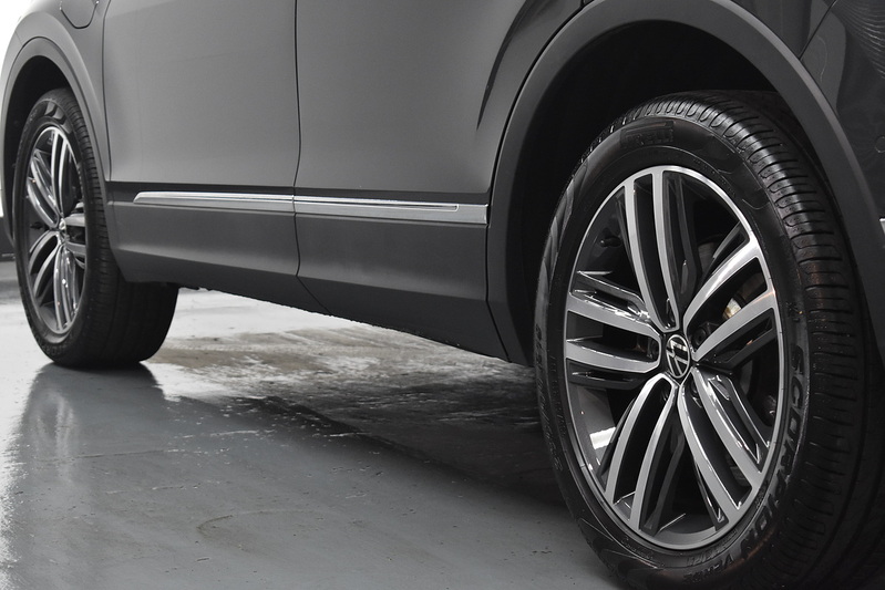 Volkswagen Tiguan TSI Elegance - U5924