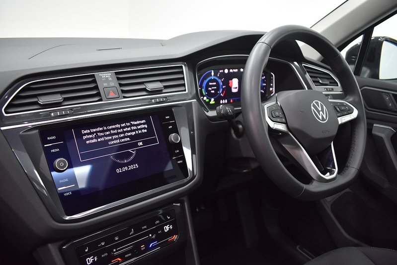 Volkswagen Tiguan TSI Elegance - U5924