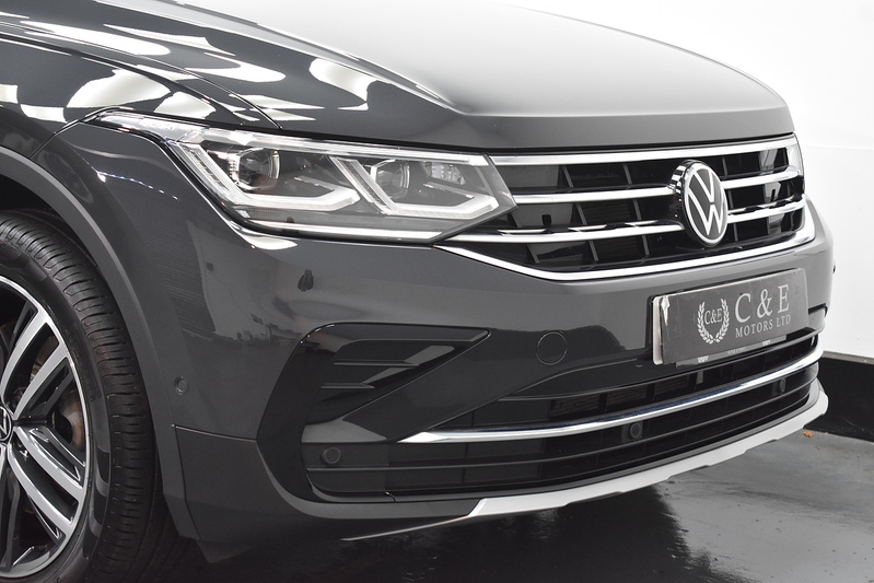 Volkswagen Tiguan TSI Elegance - U5924
