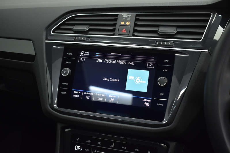 Volkswagen Tiguan TSI Elegance - U5924