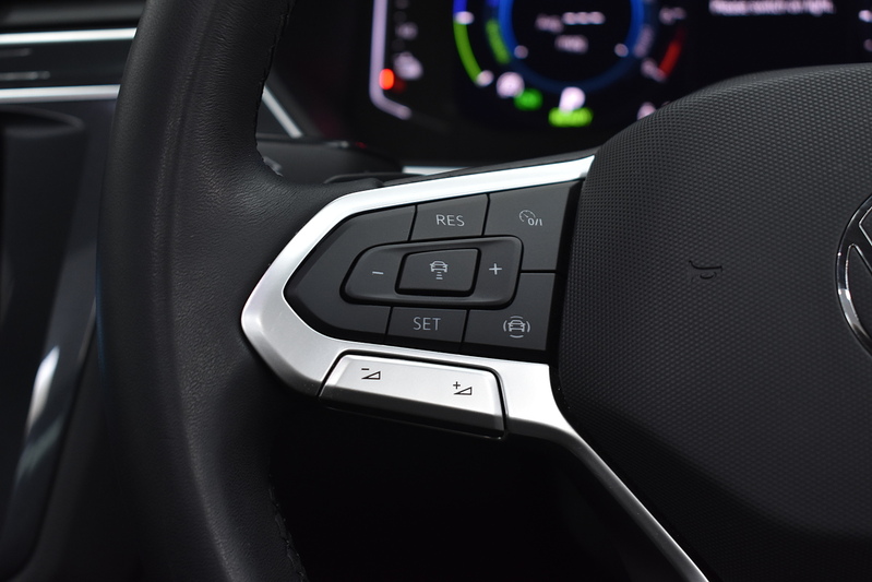 Volkswagen Tiguan TSI Elegance - U5924