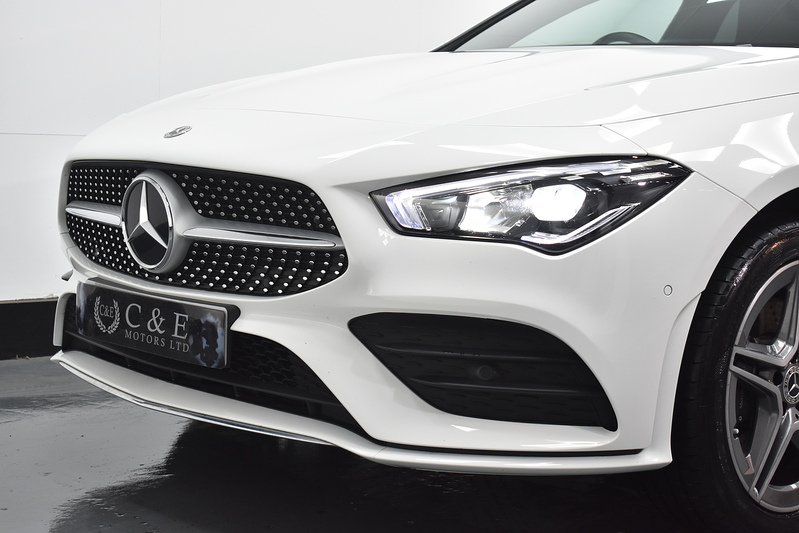 Mercedes-Benz CLA CLA250e AMG Line - U5930